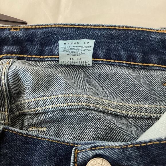 Levis Jeans Womens 12 Long Denim 550 Relaxed Fit Tapered Leg 90s Distressed USA - Picture 7 of 8